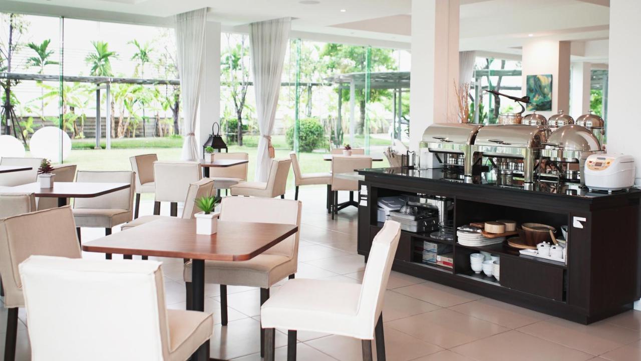 The White Garden Premier Saraburi Hotel Ban Dao Ruang  Exterior photo